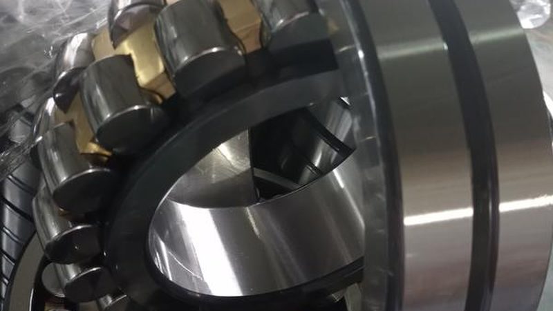 成都微型轴承：揭秘其选型与维护的关键要点